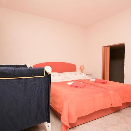 Robinson Braco Apartment Bogomolje ภายนอก รูปภาพ