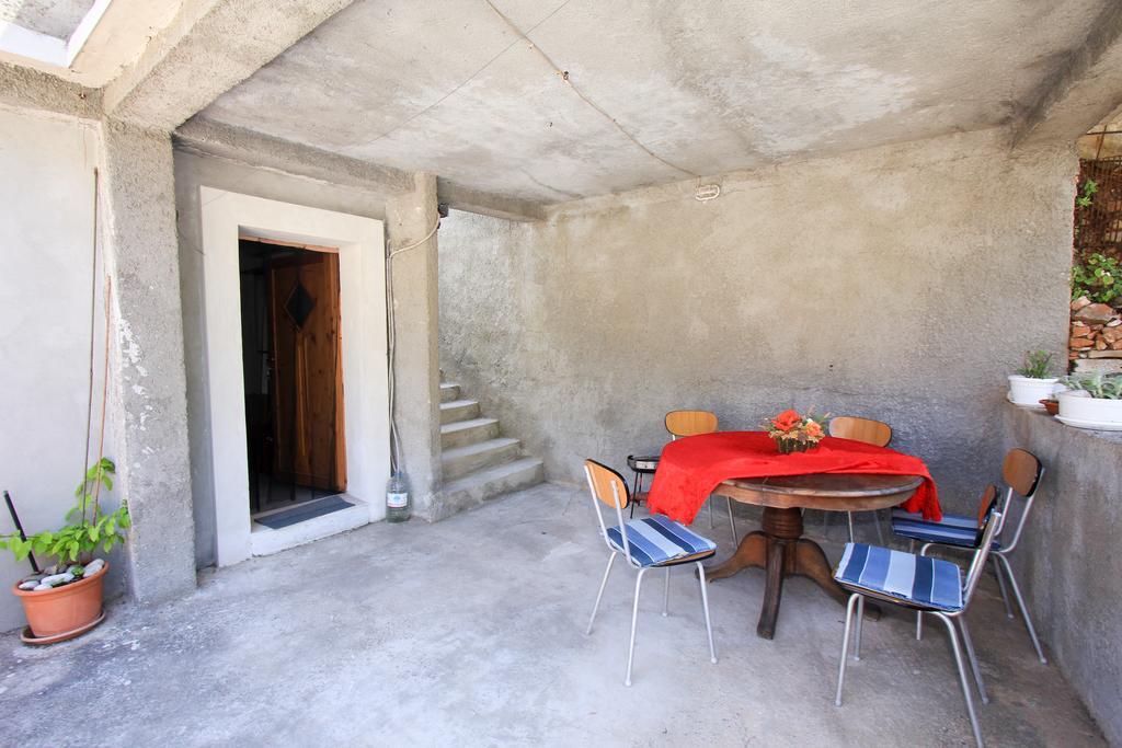 Robinson Braco Apartment Bogomolje ภายนอก รูปภาพ