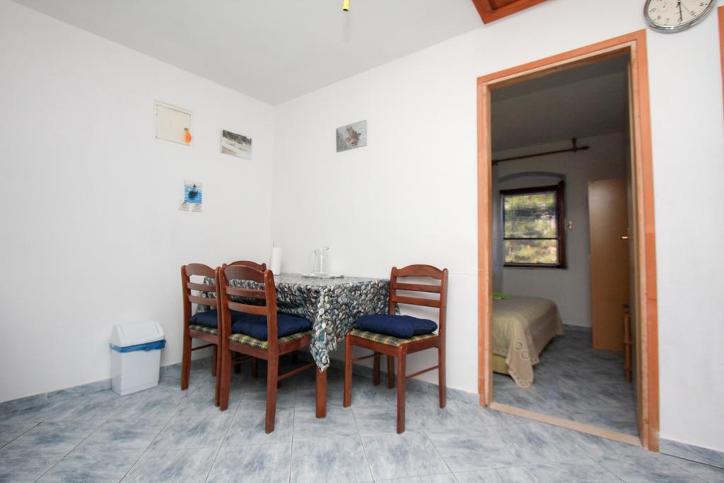 Robinson Braco Apartment Bogomolje ภายนอก รูปภาพ