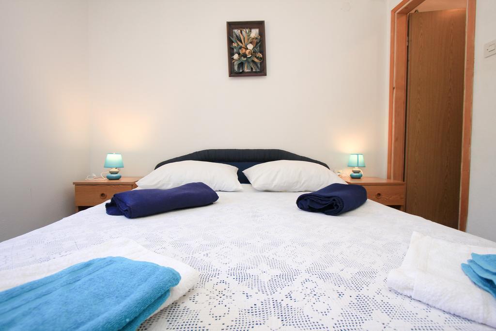 Robinson Braco Apartment Bogomolje ภายนอก รูปภาพ